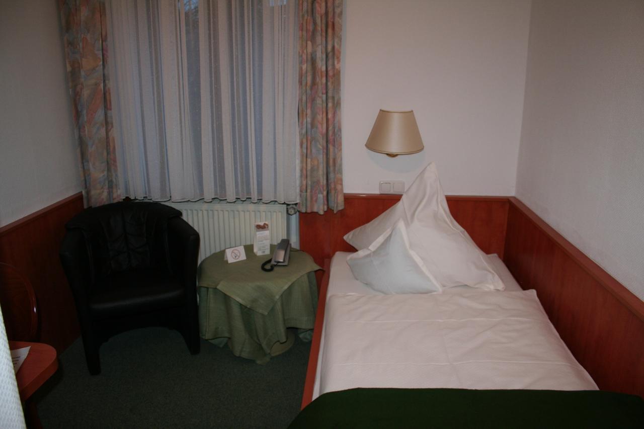 Haus Von Der Heyde Hotel Iserlohn Ngoại thất bức ảnh