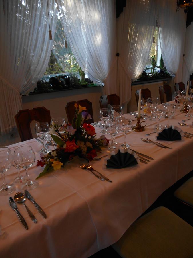 Haus Von Der Heyde Hotel Iserlohn Ngoại thất bức ảnh